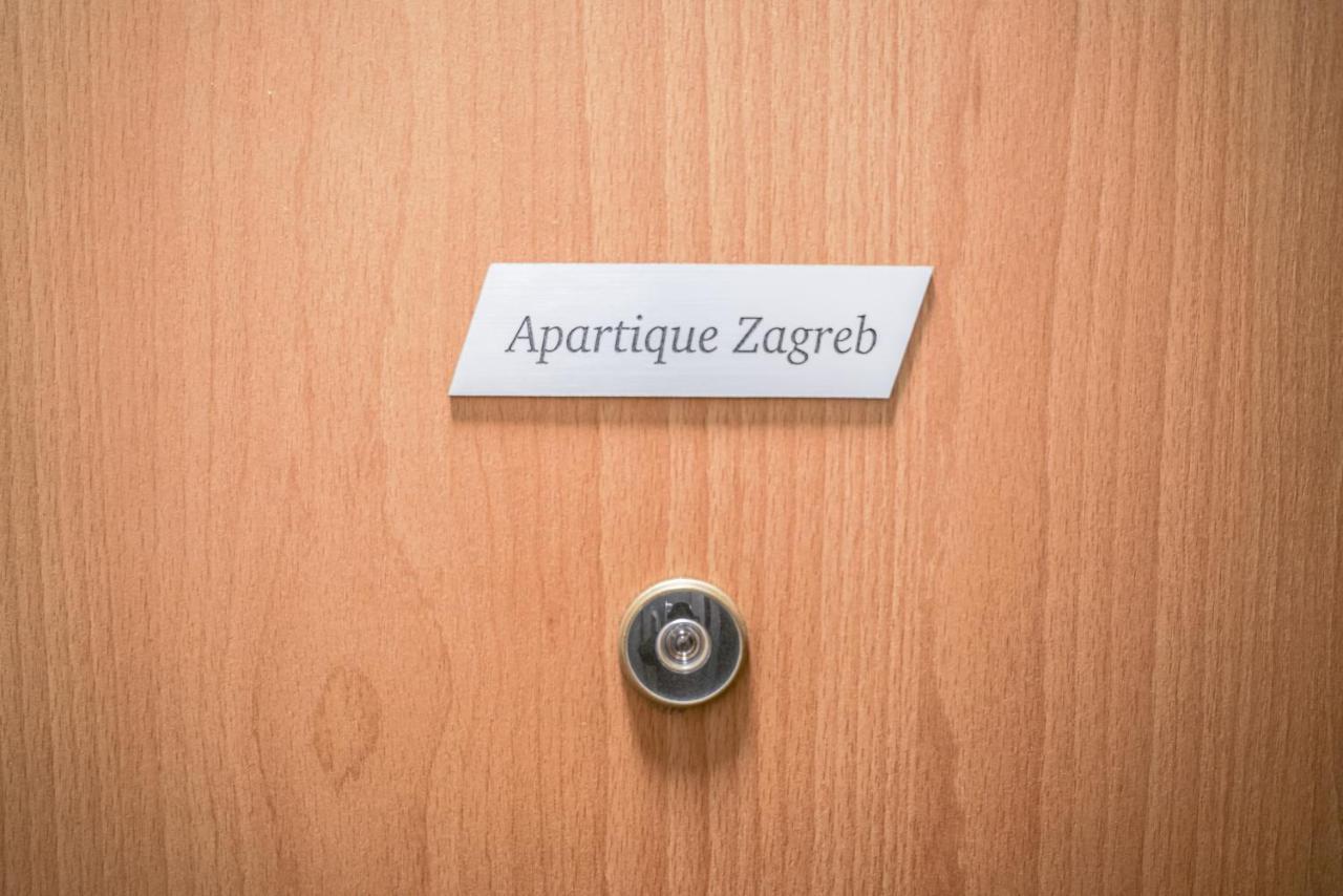 Apartique Zagreb Self Check In! Екстериор снимка