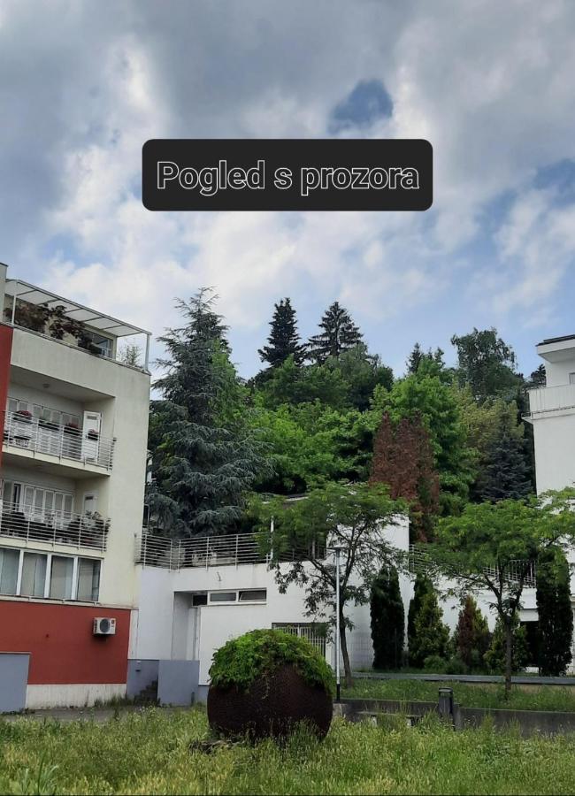 Apartique Zagreb Self Check In! Екстериор снимка
